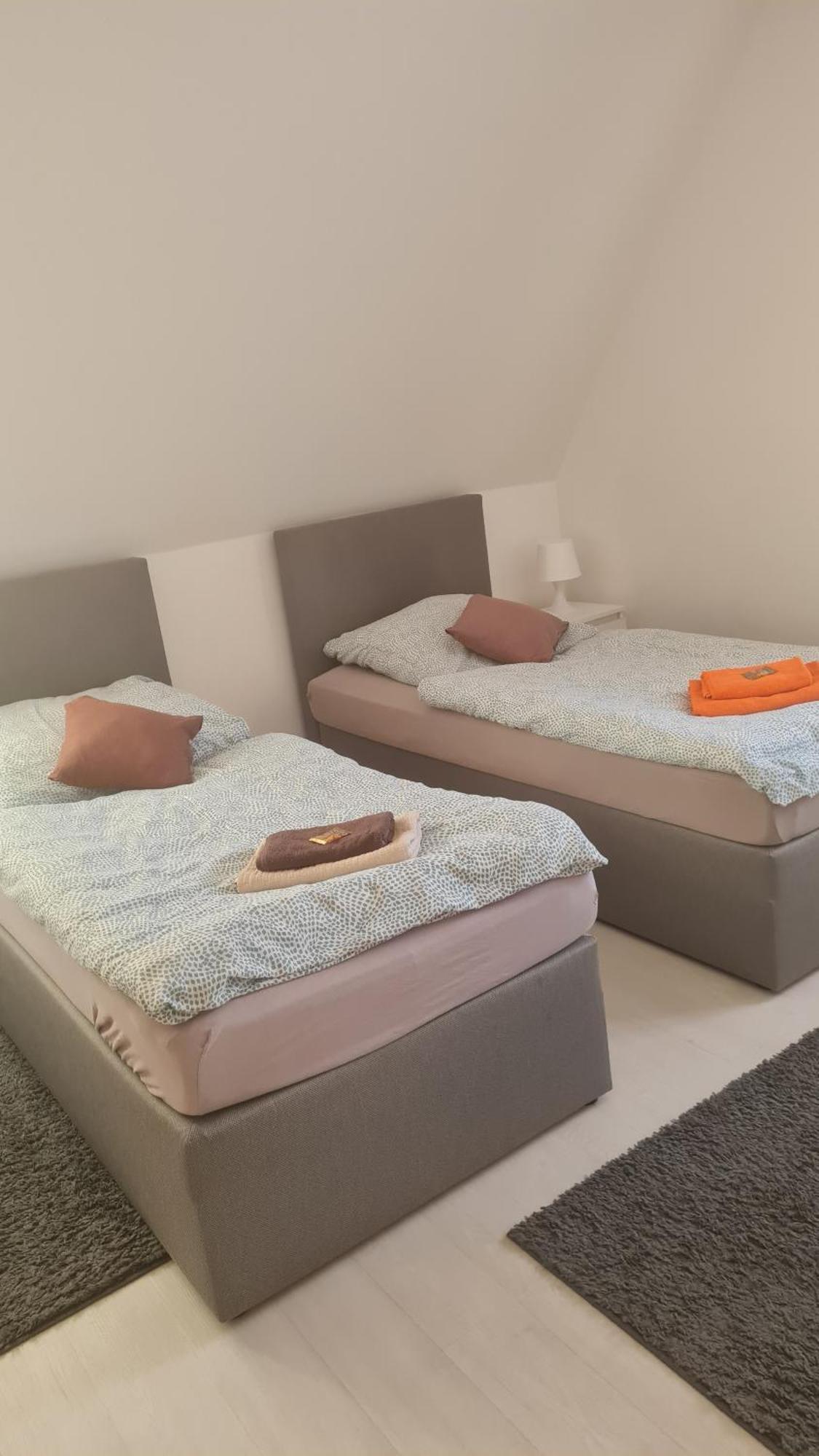 Apartment A&p *